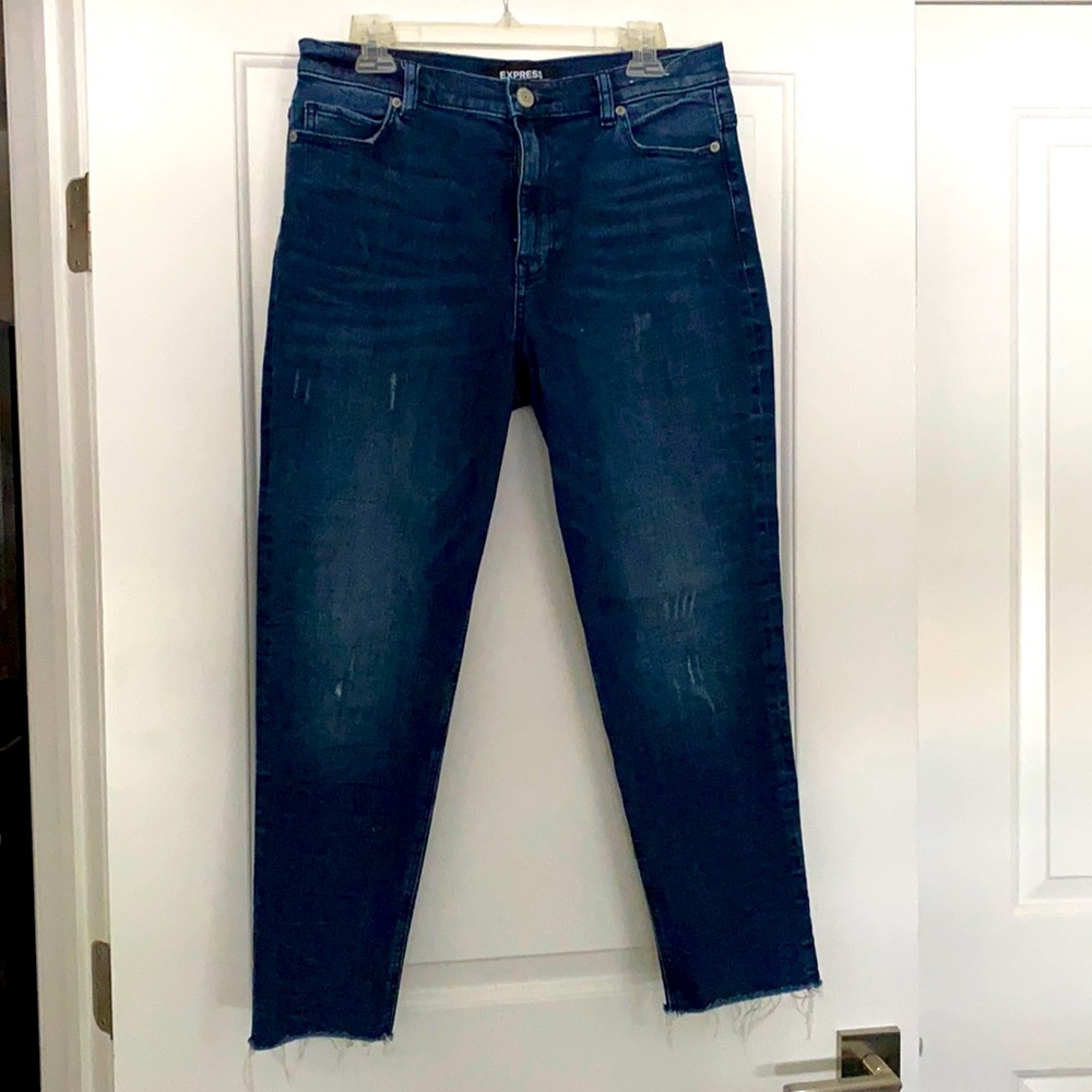 Express women’s ‘girlfriend high rise’ jean